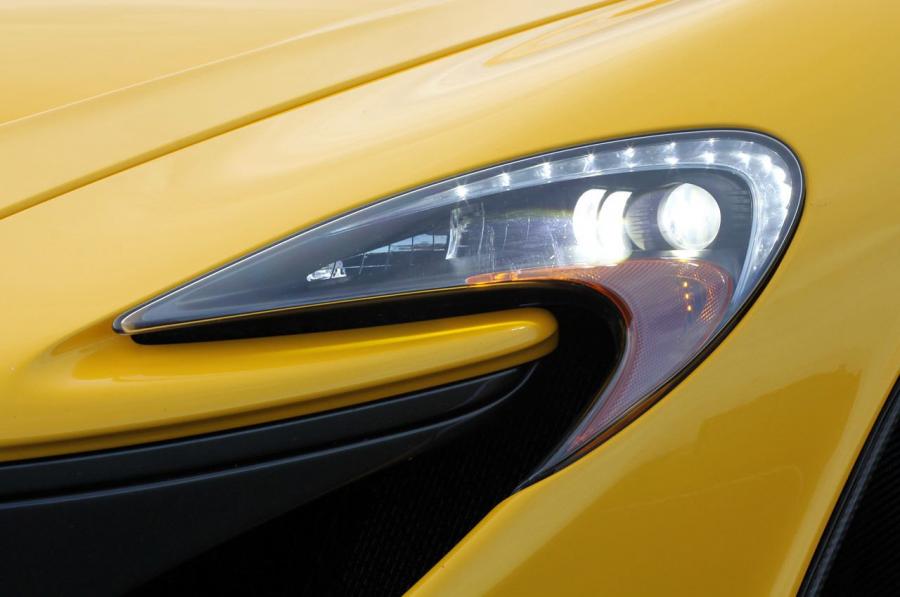  McLaren P1 2015 года  (фото 5 из 39)